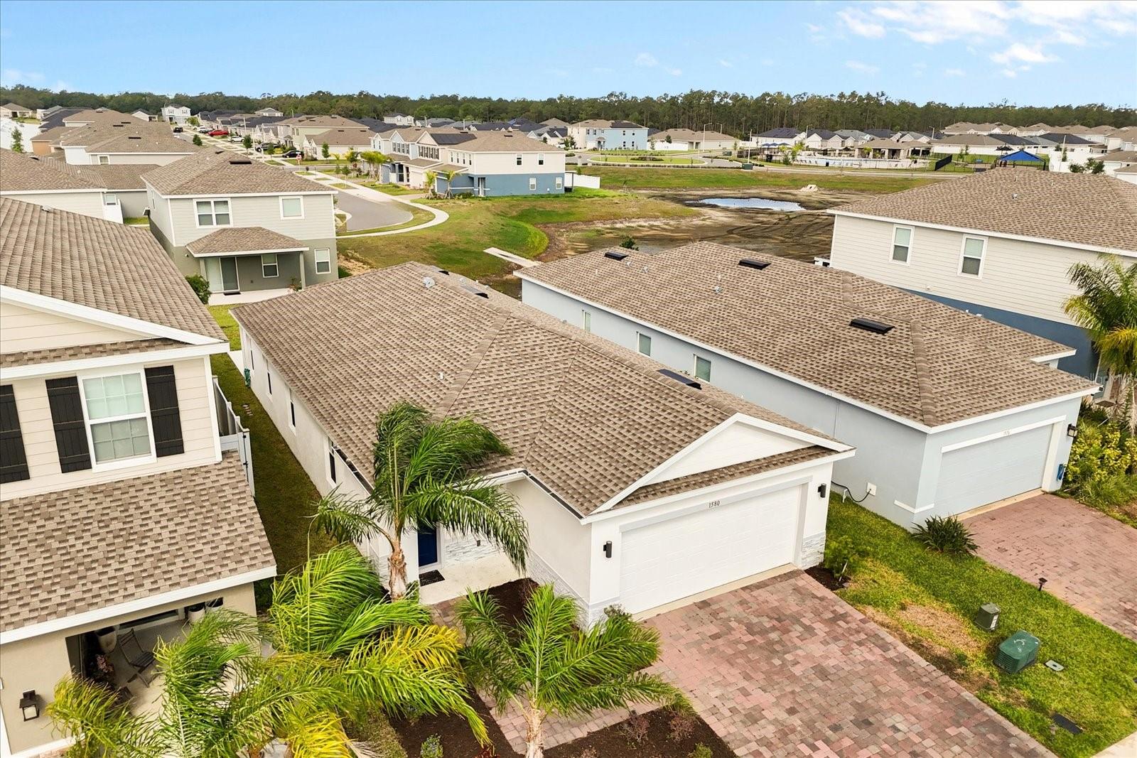 1580 EUCALYPTUS WAY