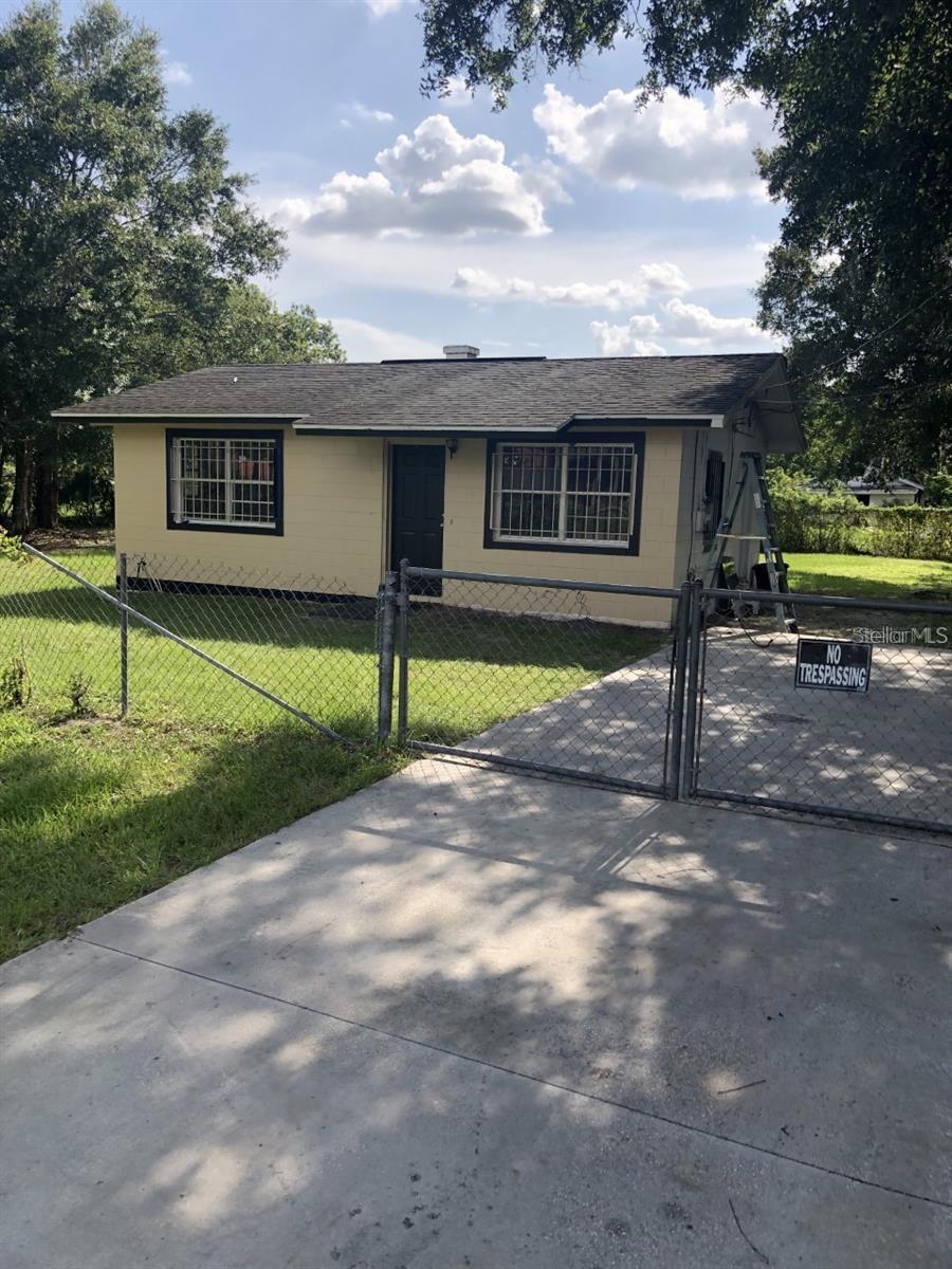 SANFORD TOWN OF - Residential Lease