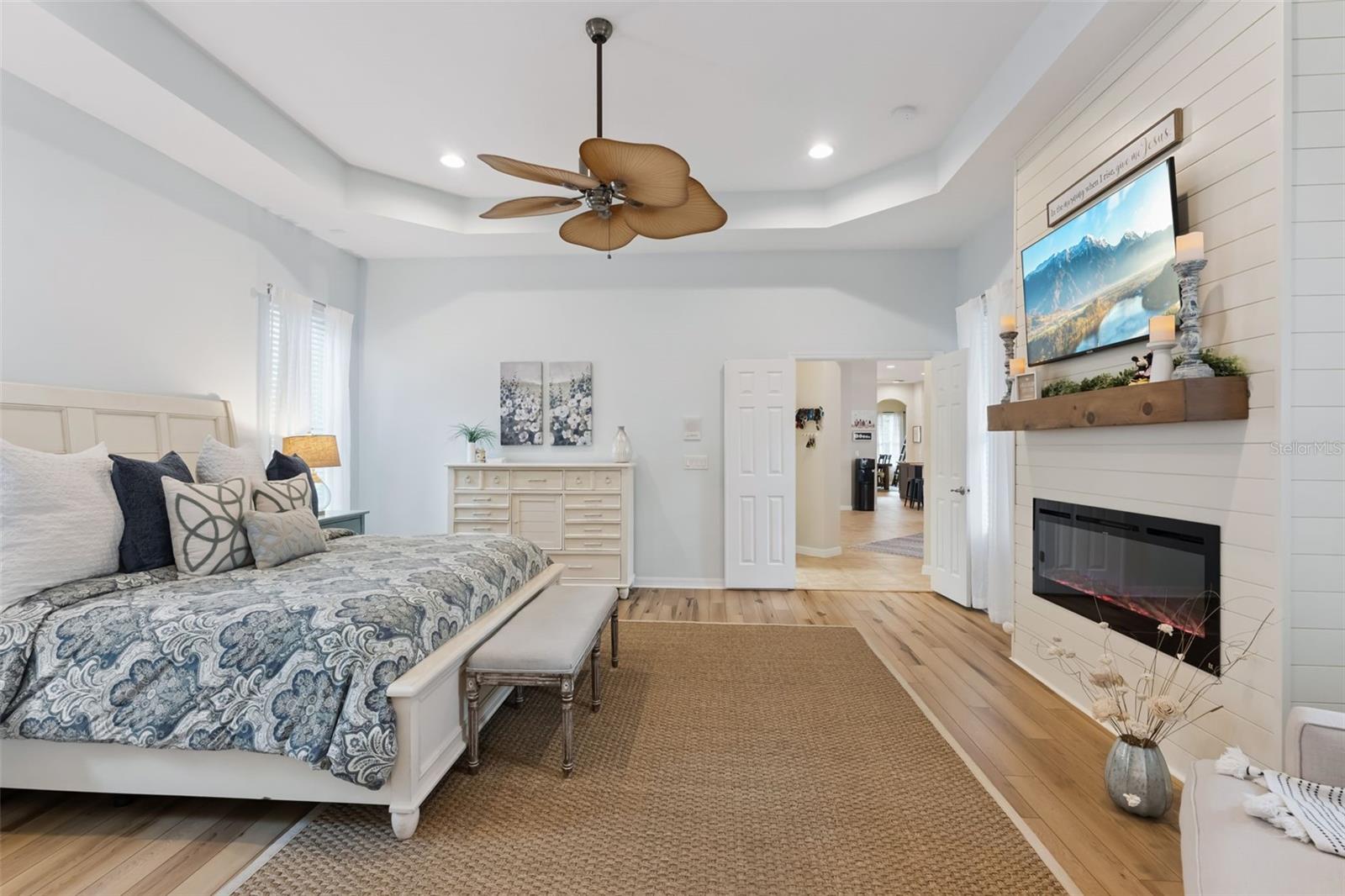 AVERY PARK - Residential