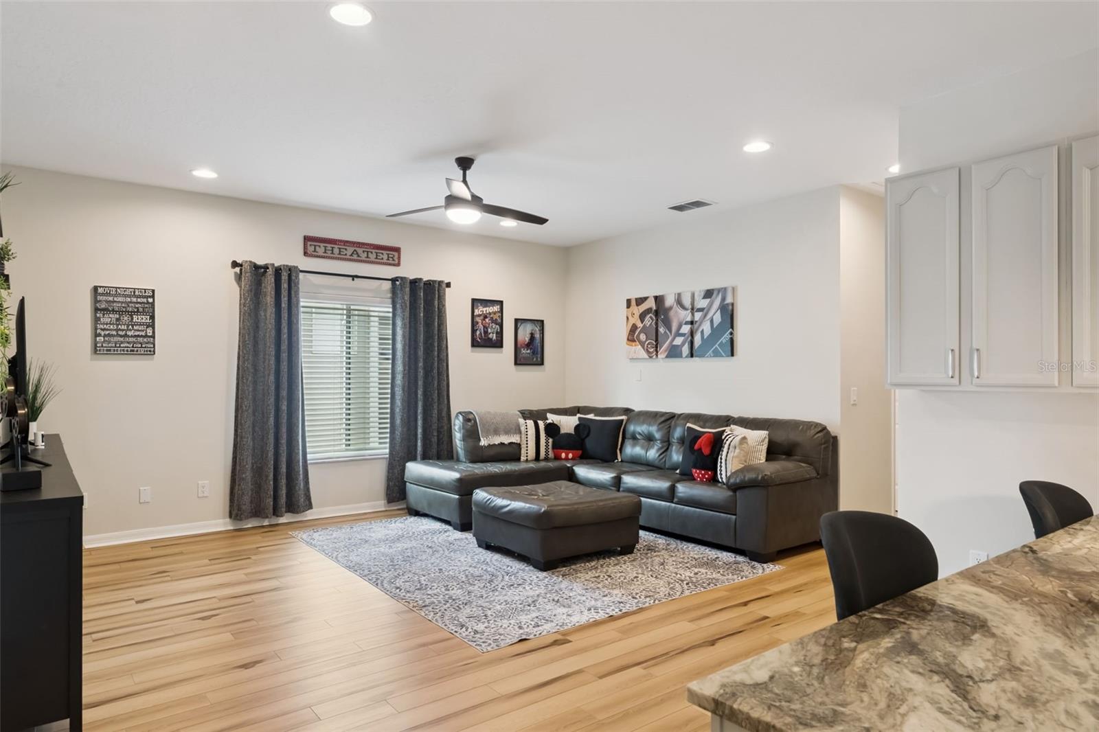 AVERY PARK - Residential