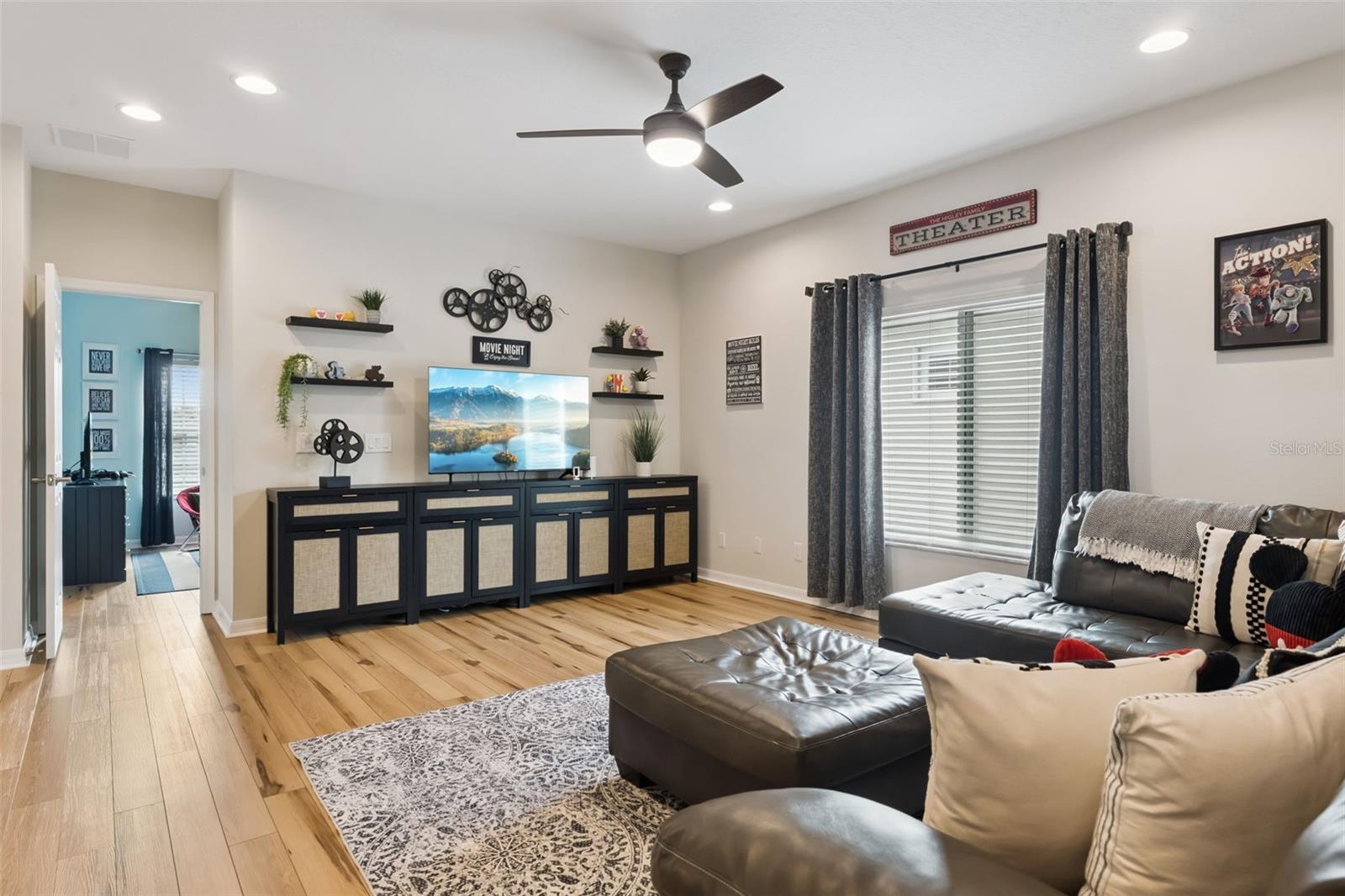 AVERY PARK - Residential