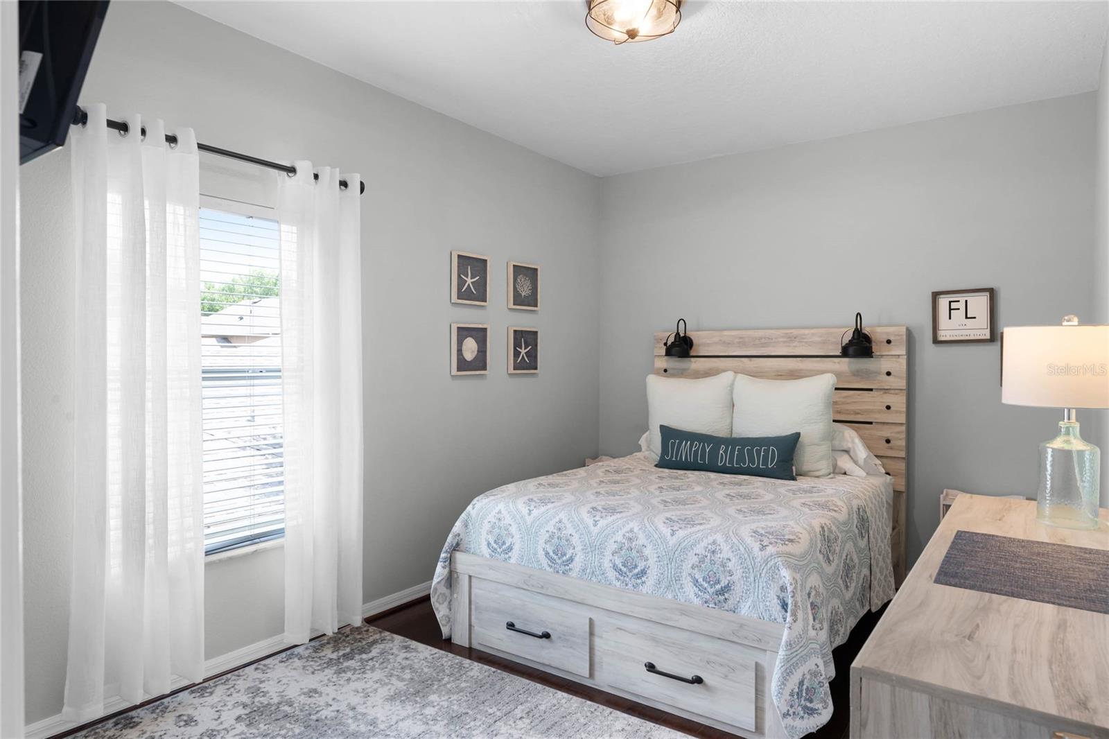 AVERY PARK - Residential