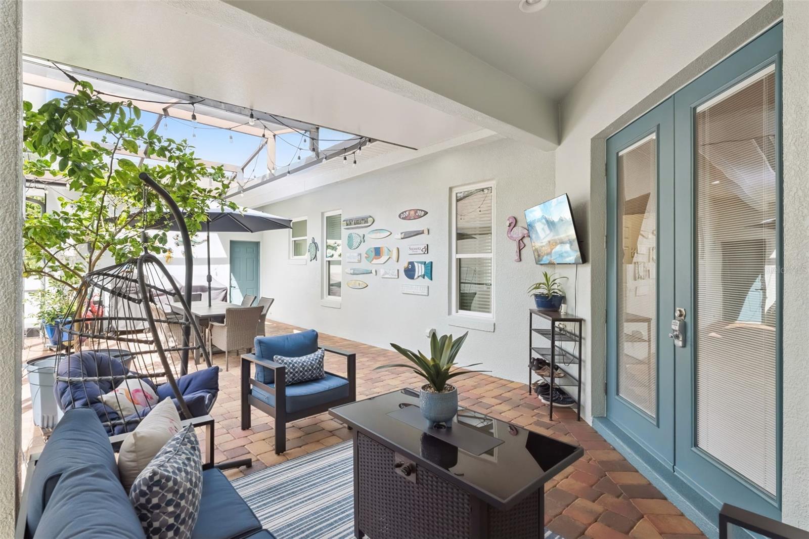 AVERY PARK - Residential