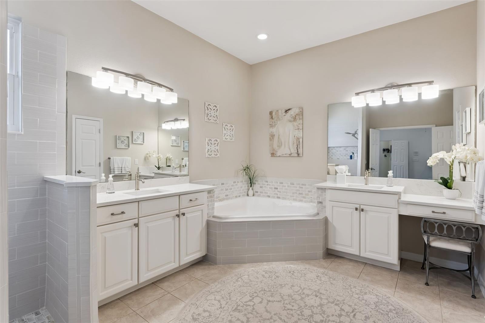 AVERY PARK - Residential