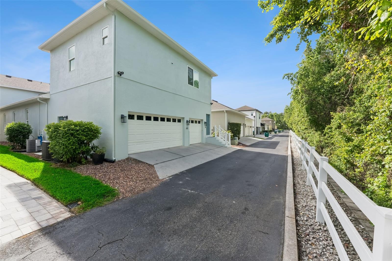 AVERY PARK - Residential