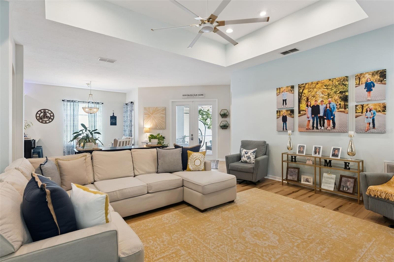 AVERY PARK - Residential