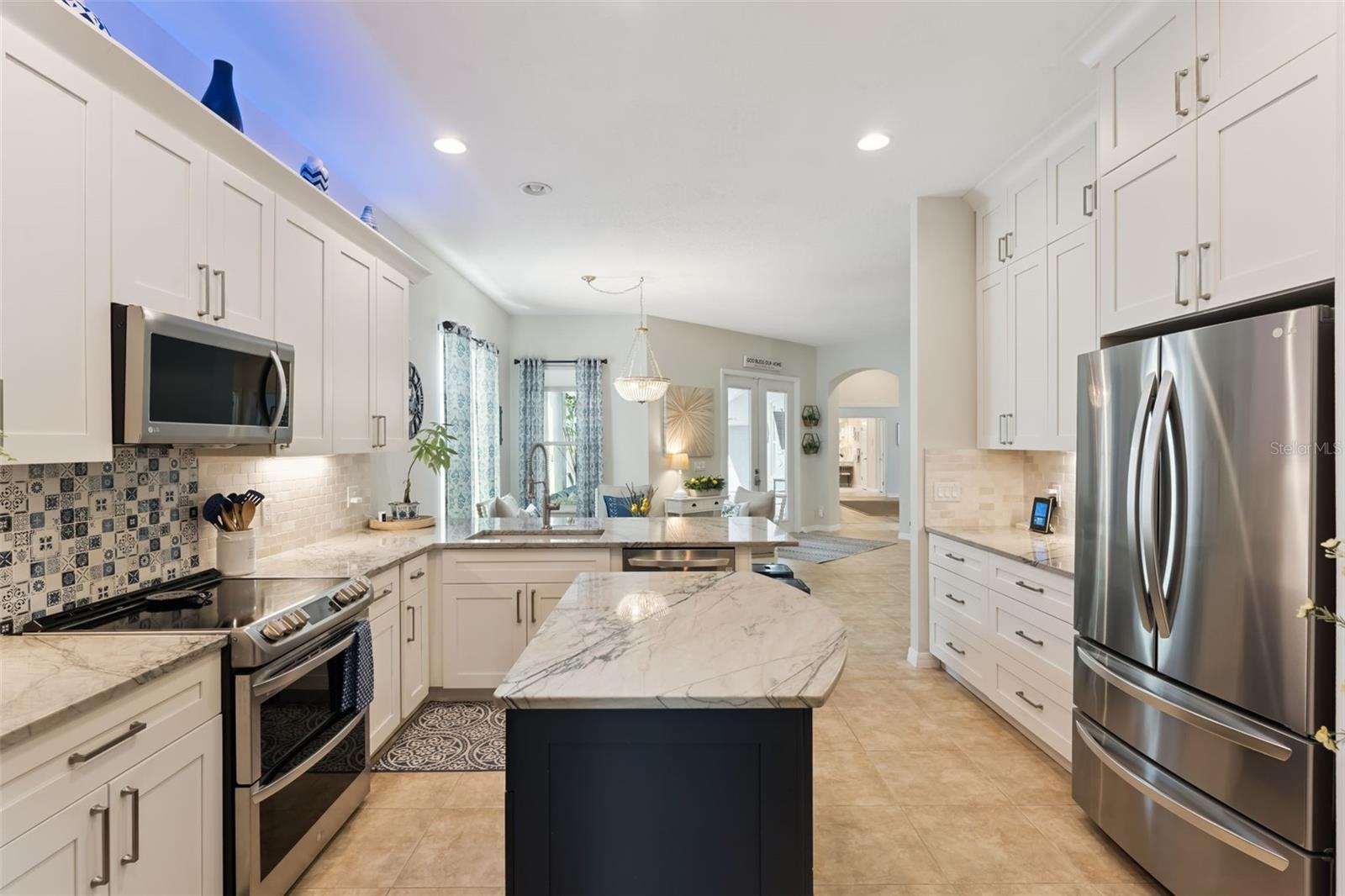 AVERY PARK - Residential