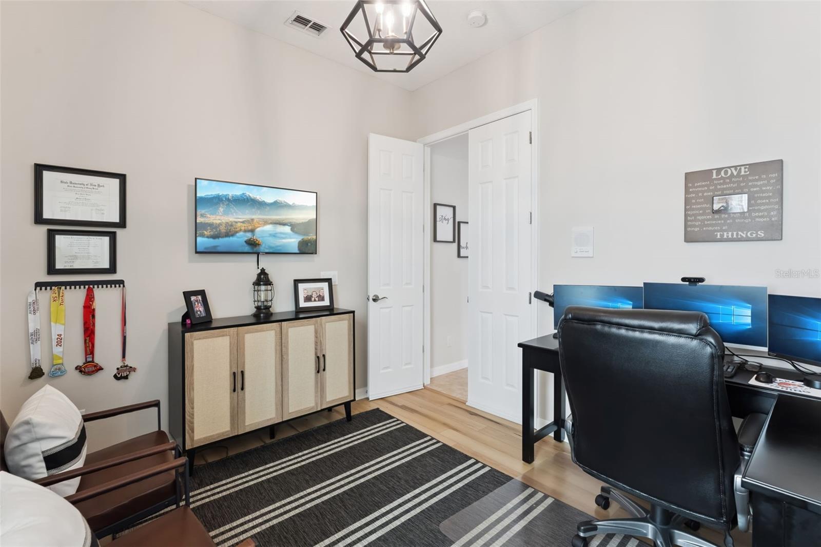 AVERY PARK - Residential