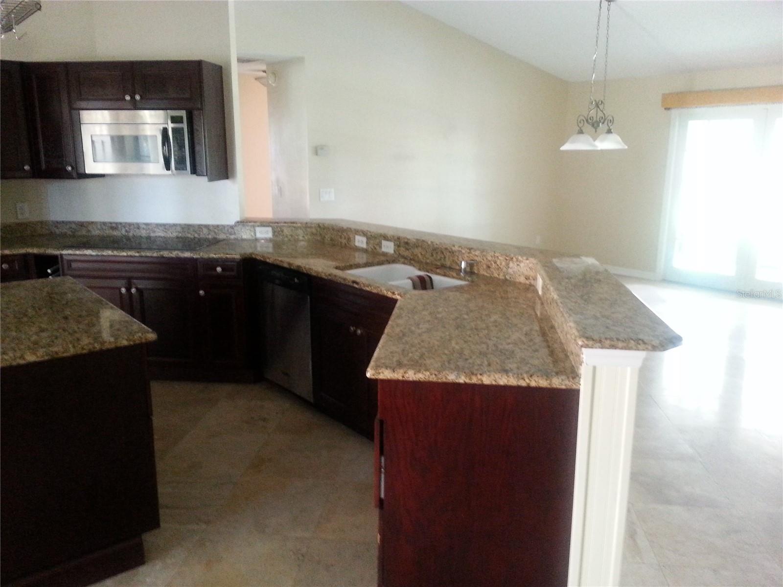 SILVER WOODS PH 02 - Residential Lease