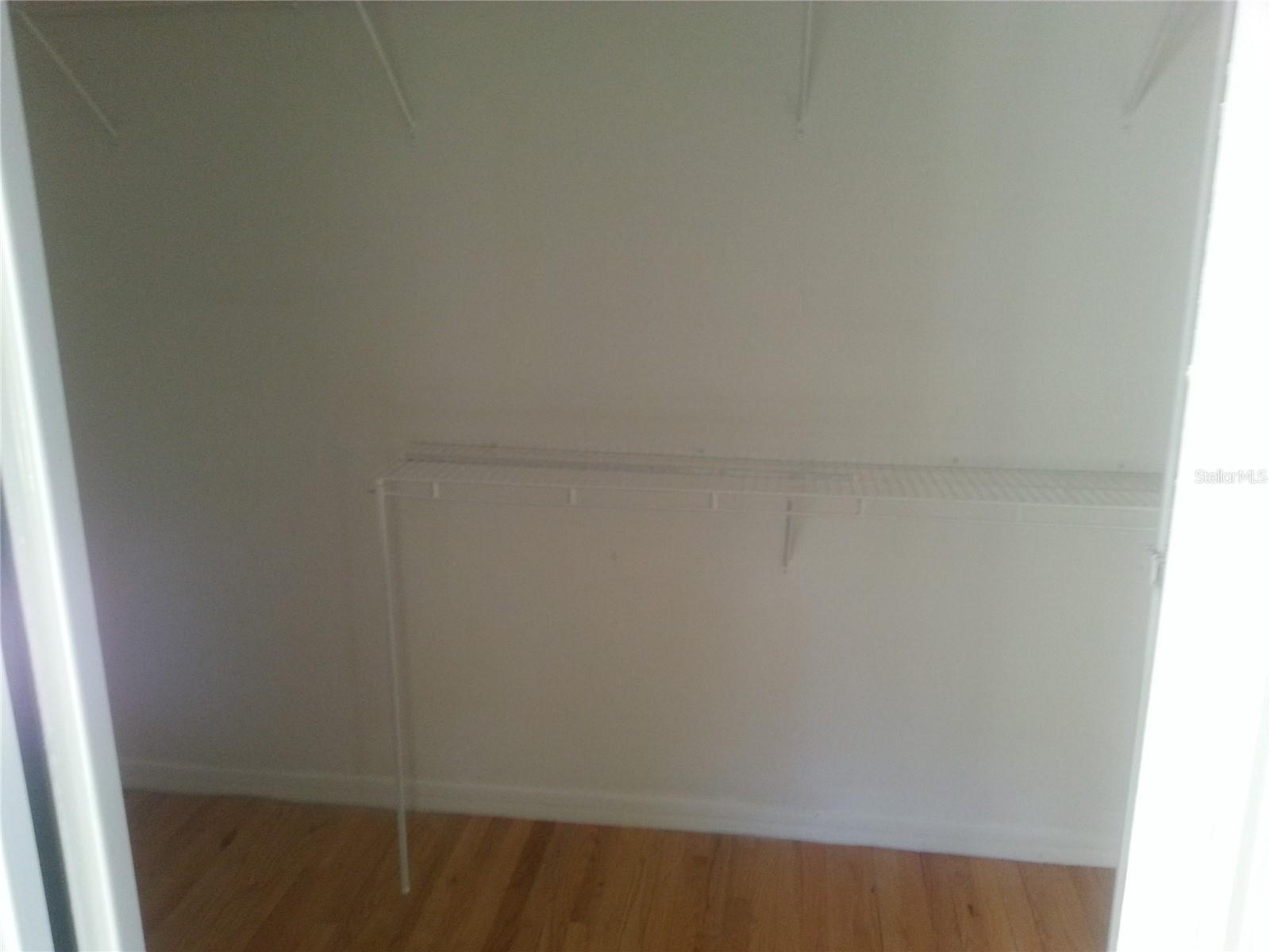 SILVER WOODS PH 02 - Residential Lease