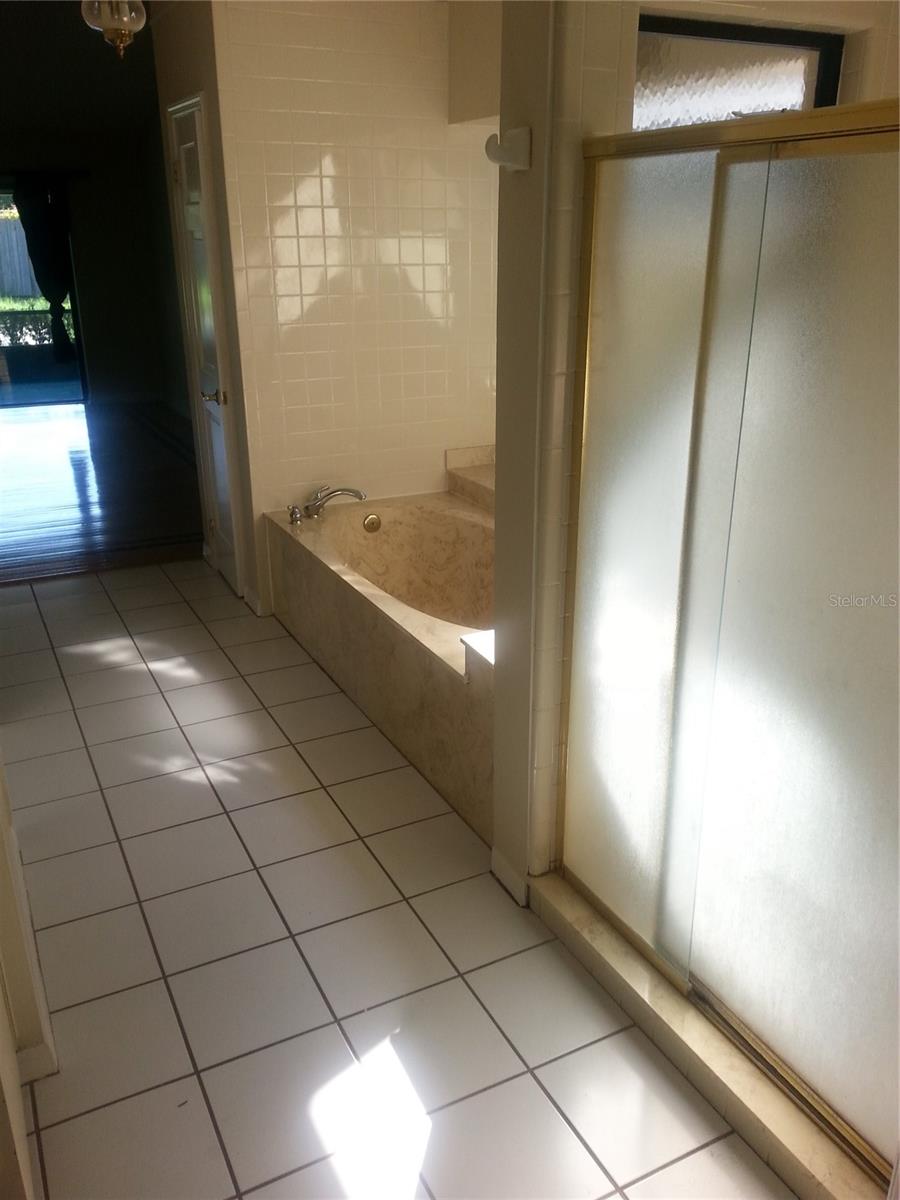 SILVER WOODS PH 02 - Residential Lease