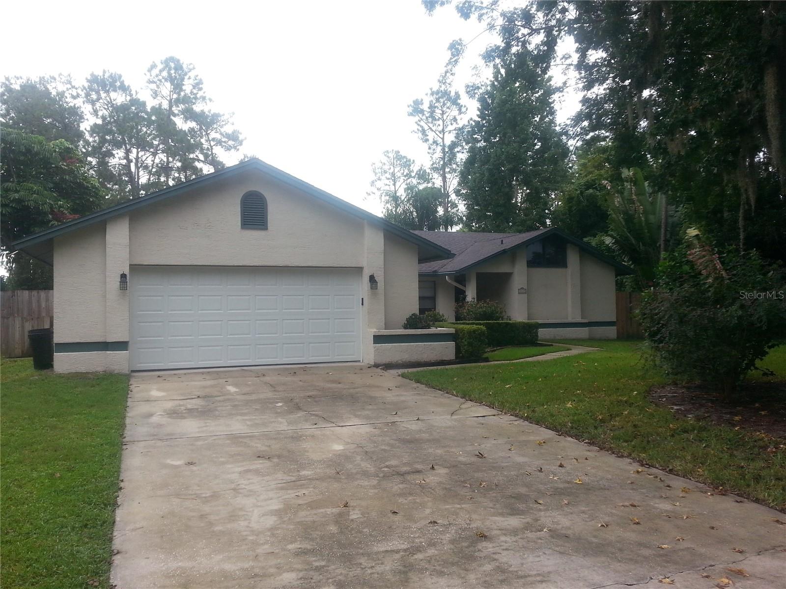 SILVER WOODS PH 02 - Residential Lease