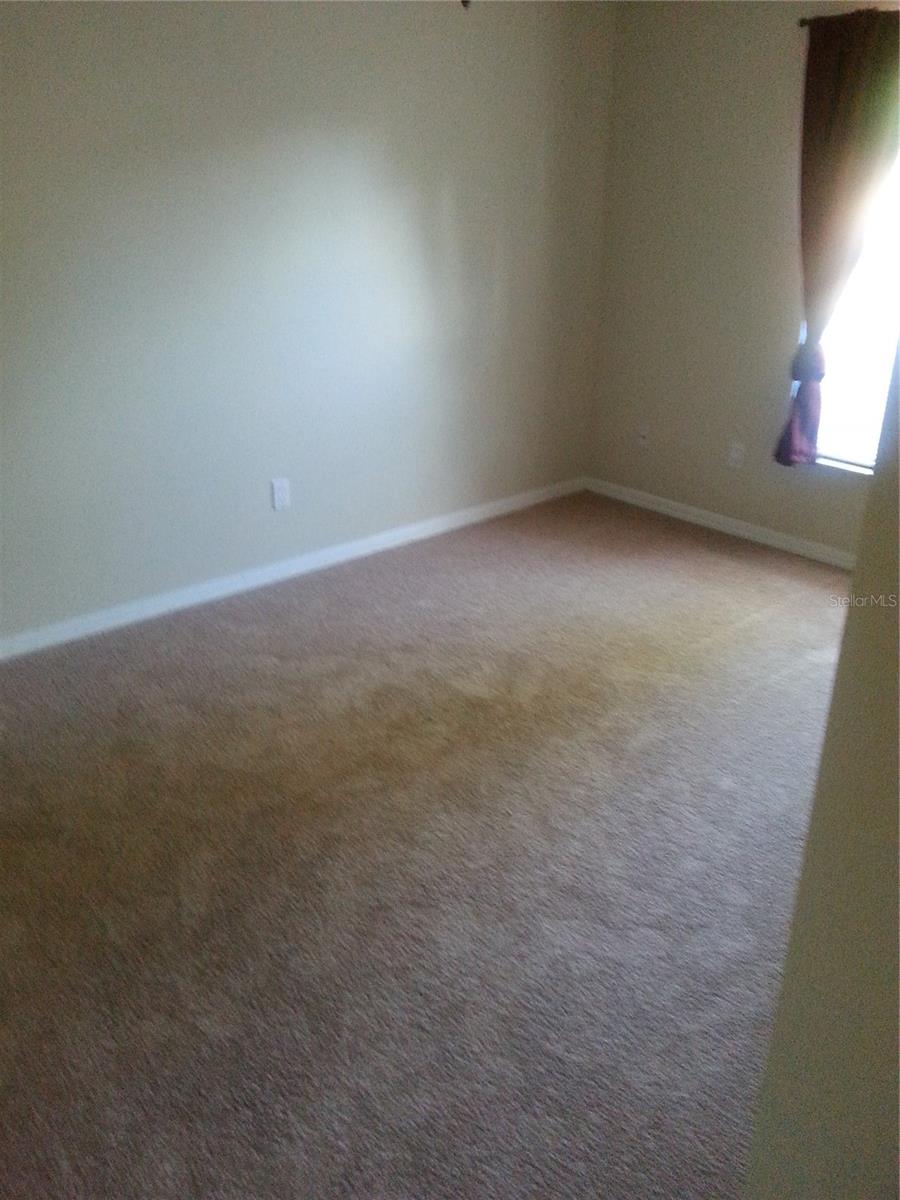 SILVER WOODS PH 02 - Residential Lease