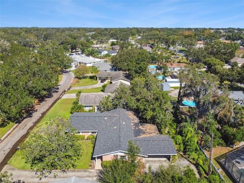 A home in LAKELAND