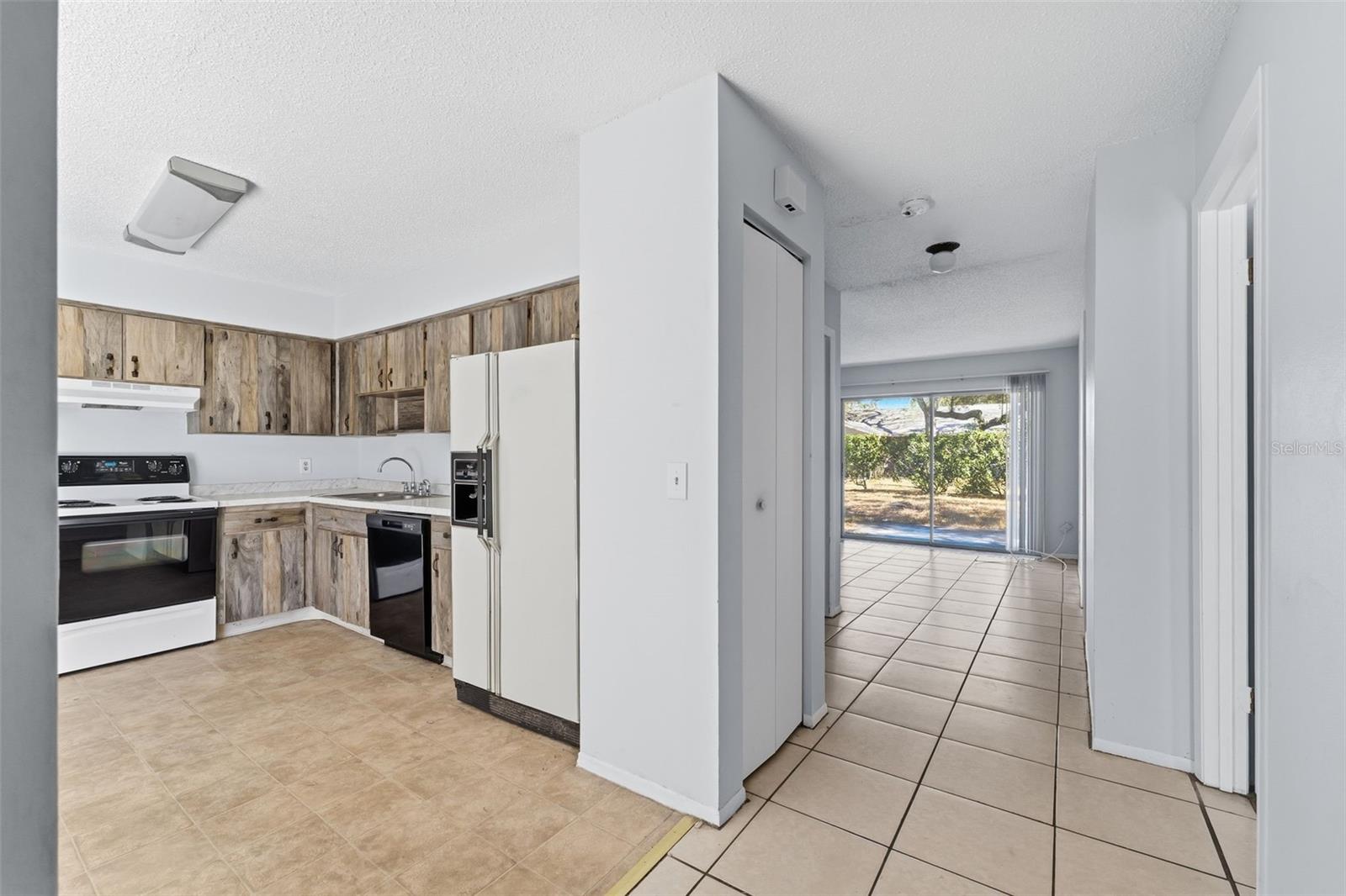 SPRING HILL - Residential