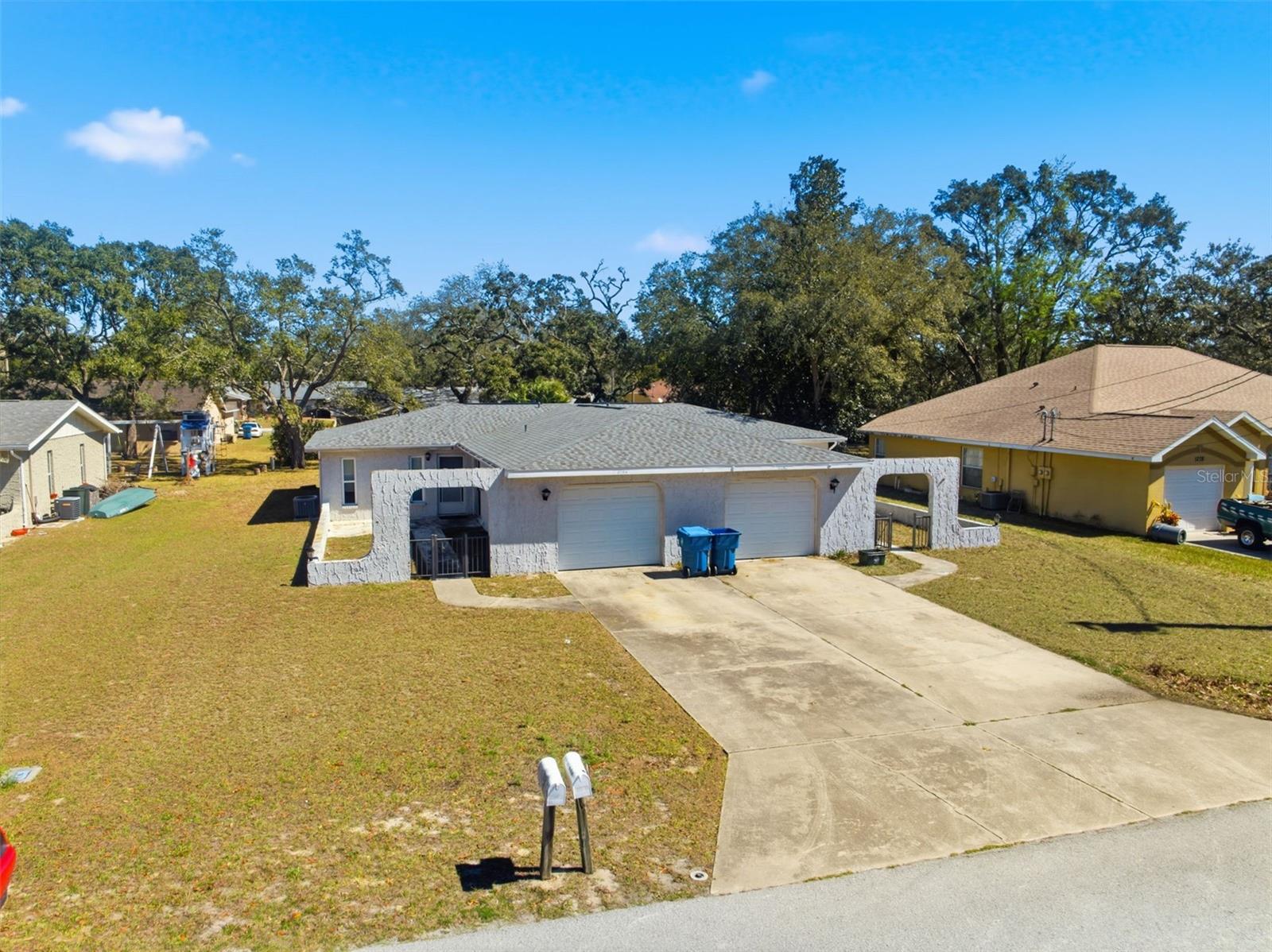 SPRING HILL - Residential