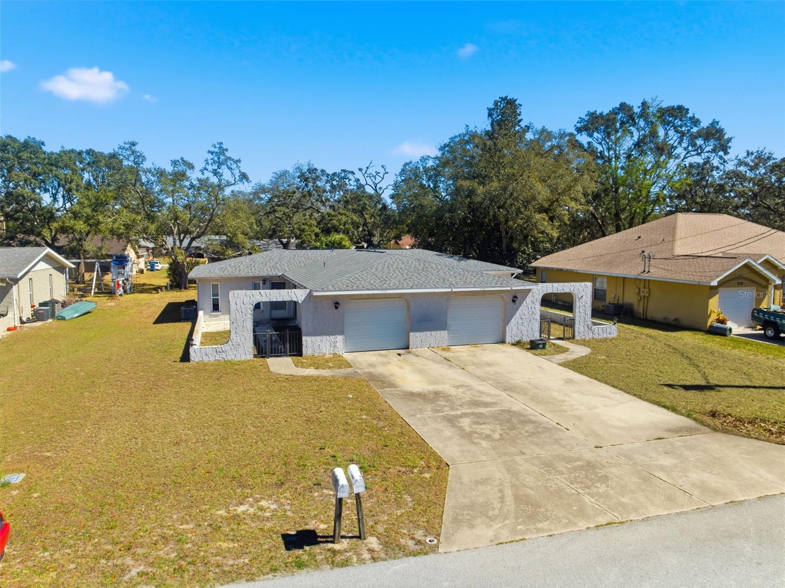 SPRING HILL - Residential