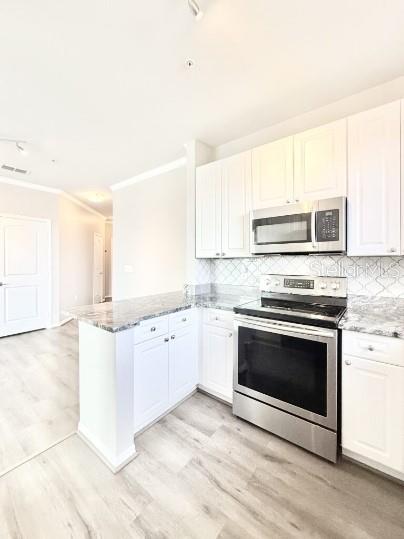 VILLA SONOMA AT INTERNATIONAL - Residential Lease