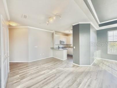 VILLA SONOMA AT INTERNATIONAL - Residential Lease