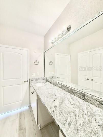 VILLA SONOMA AT INTERNATIONAL - Residential Lease