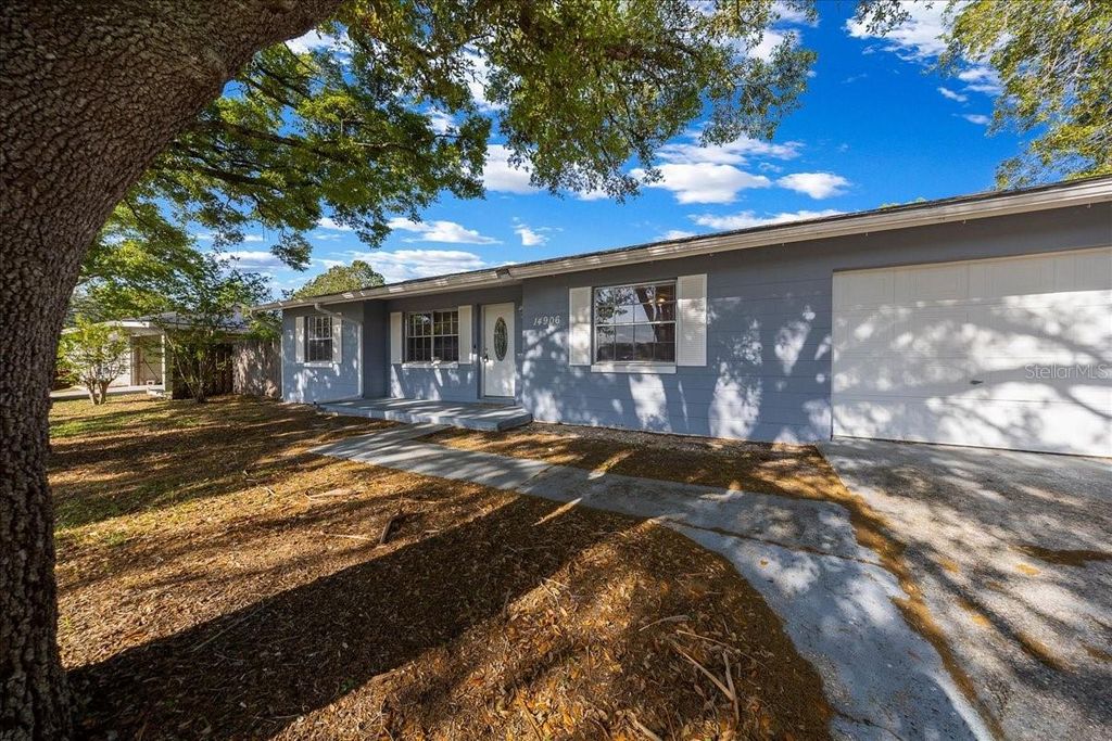 Photo of 14906 SW 38th Circle, Ocala, FL 34473 (MLS # OM722107)