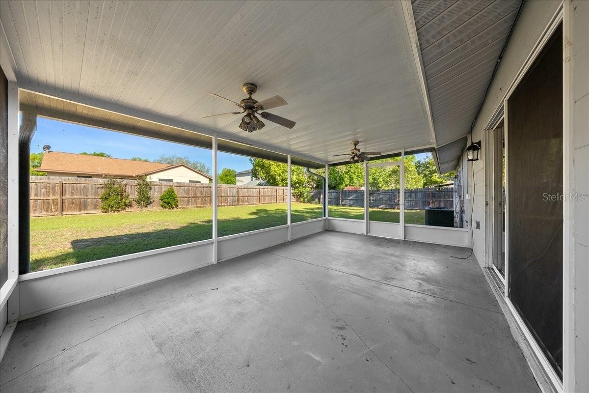 MARION OAKS UN 02 - Residential