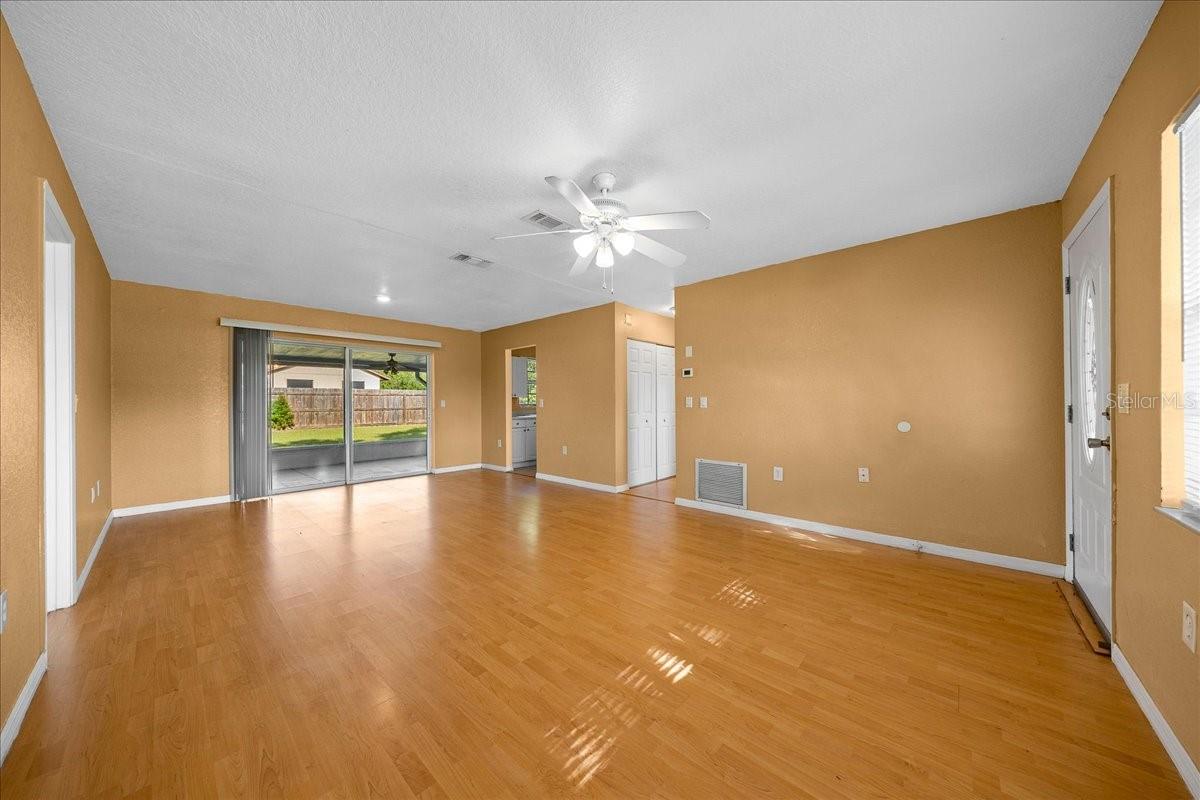 MARION OAKS UN 02 - Residential