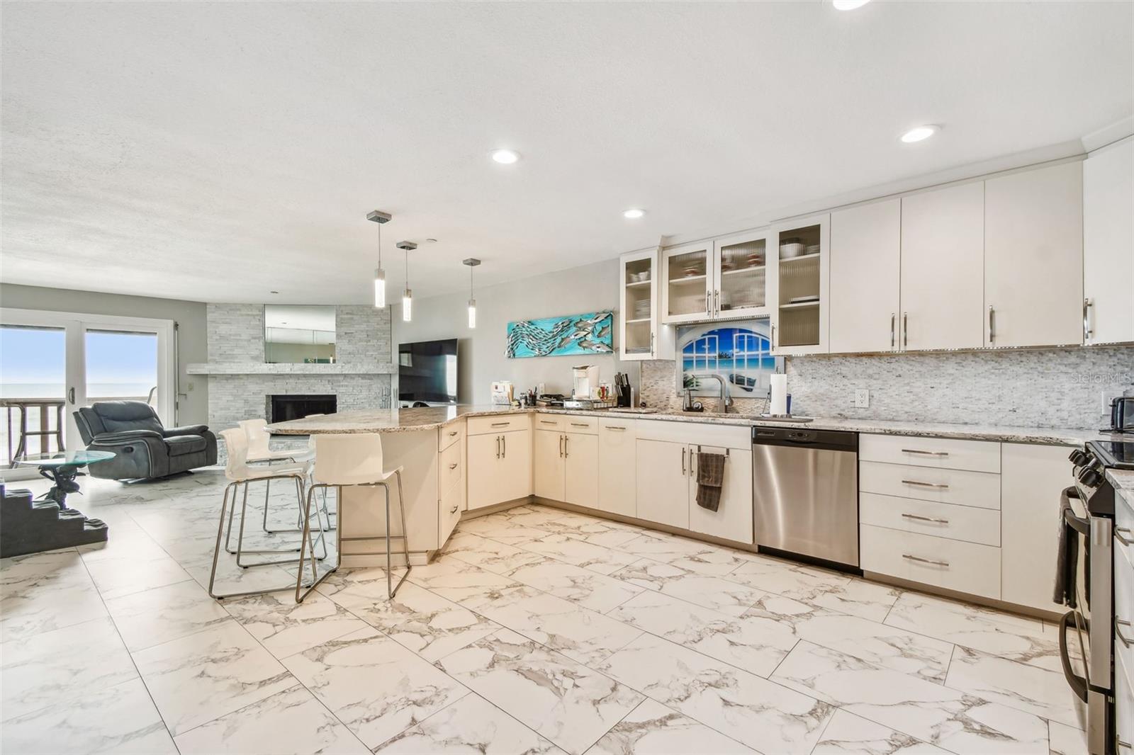 19010 GULF BOULEVARD 203