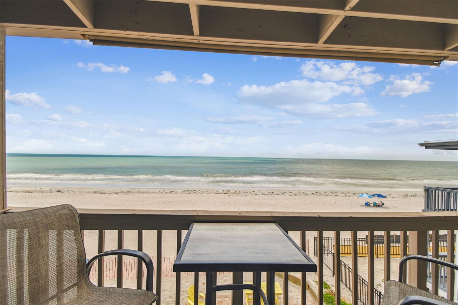 LE SCAMPI CONDO - Residential