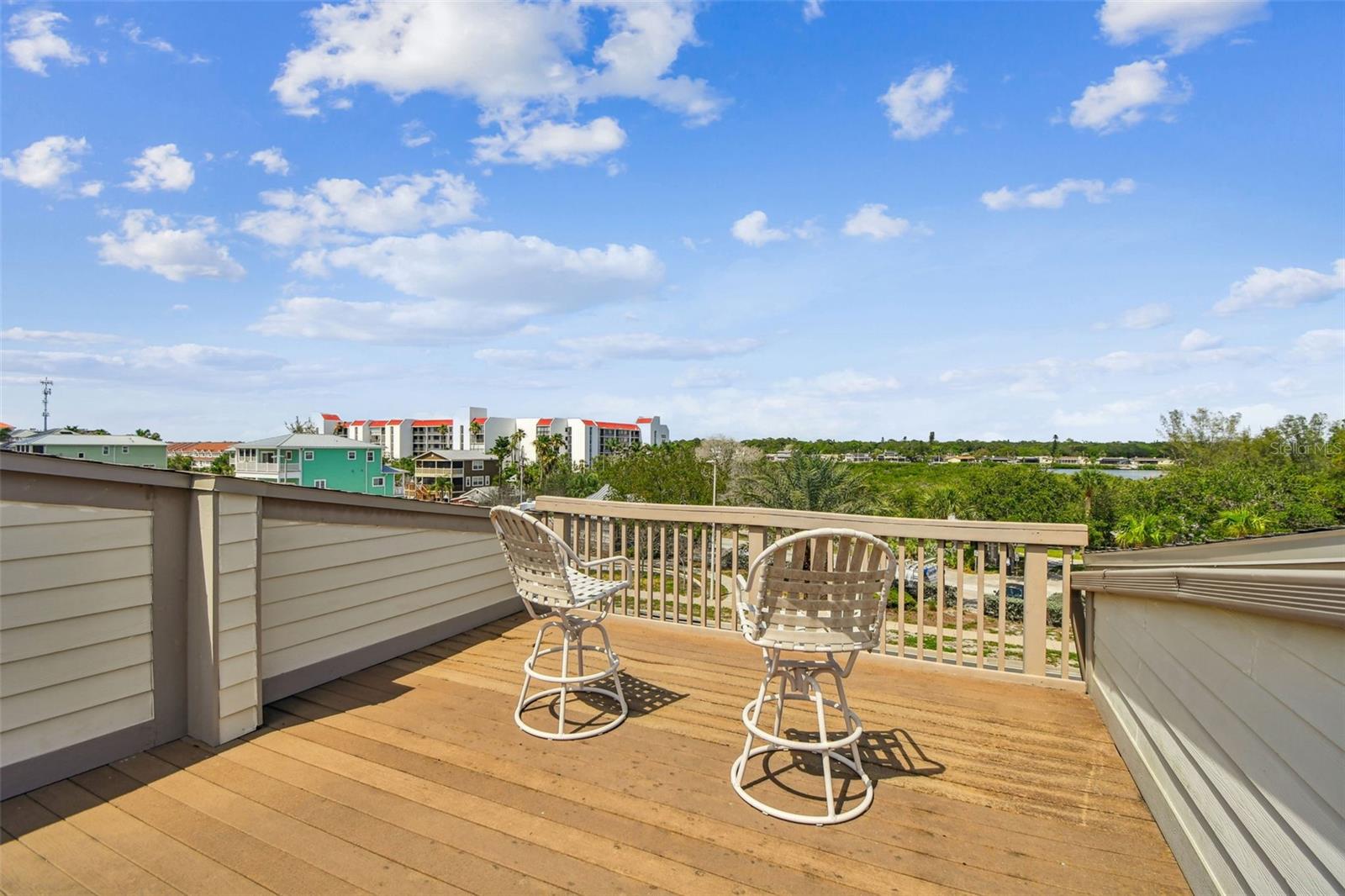 LE SCAMPI CONDO - Residential