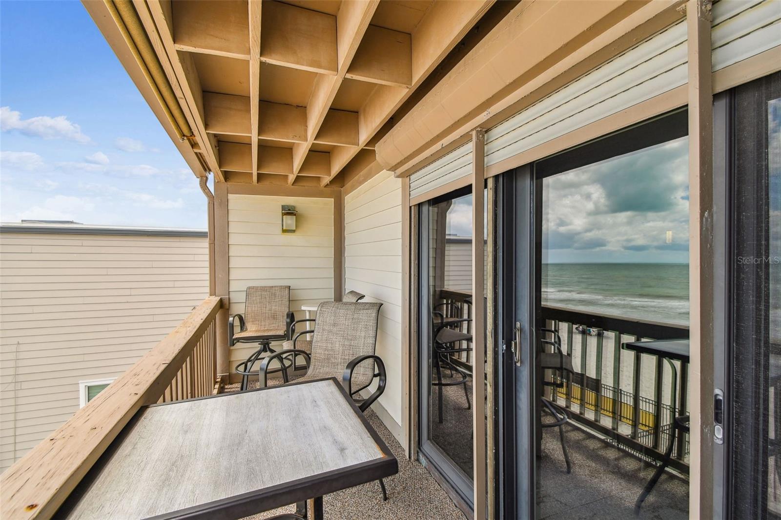 LE SCAMPI CONDO - Residential