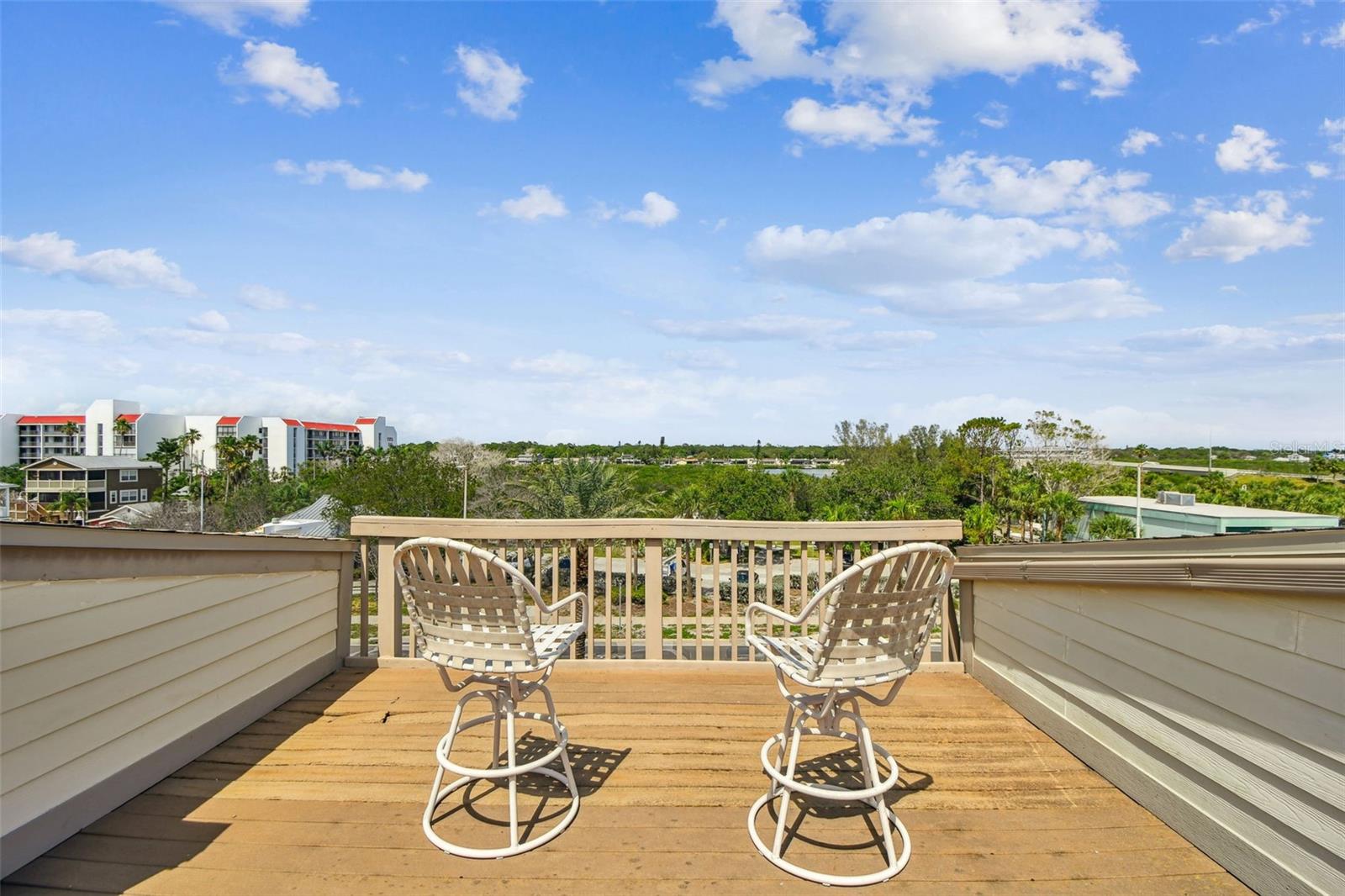 LE SCAMPI CONDO - Residential