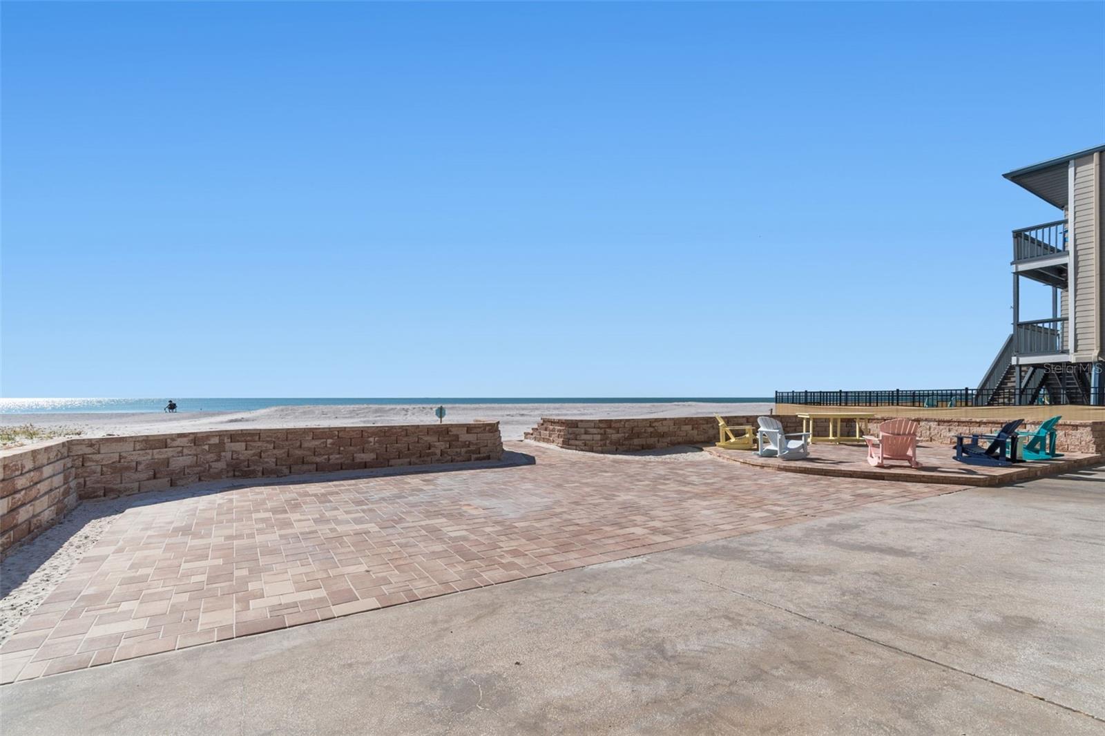 LE SCAMPI CONDO - Residential