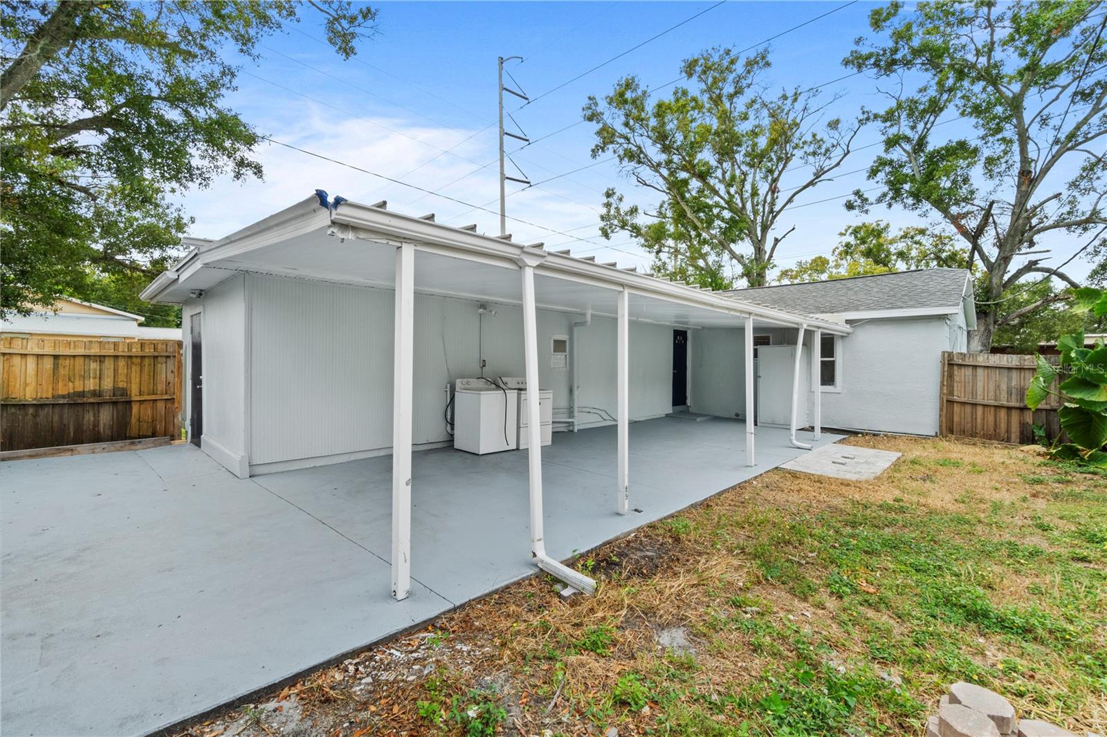 CLEAR VISTA - Residential Lease