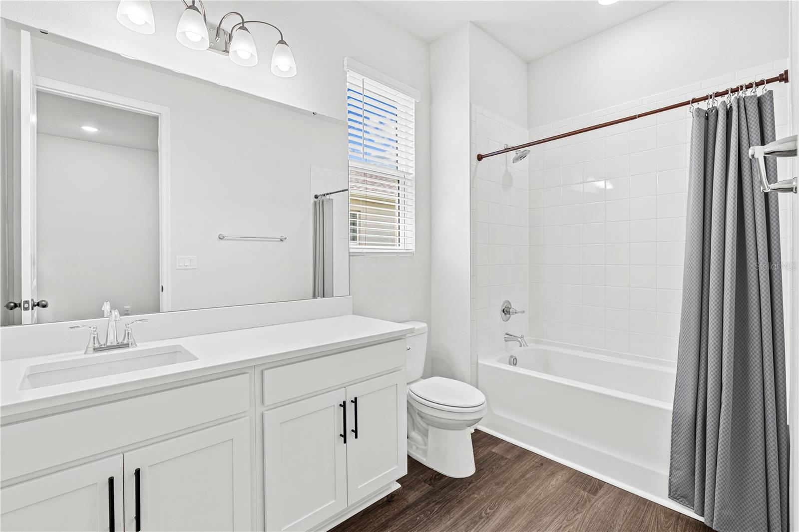 10200 SPRING LAKE DRIVE