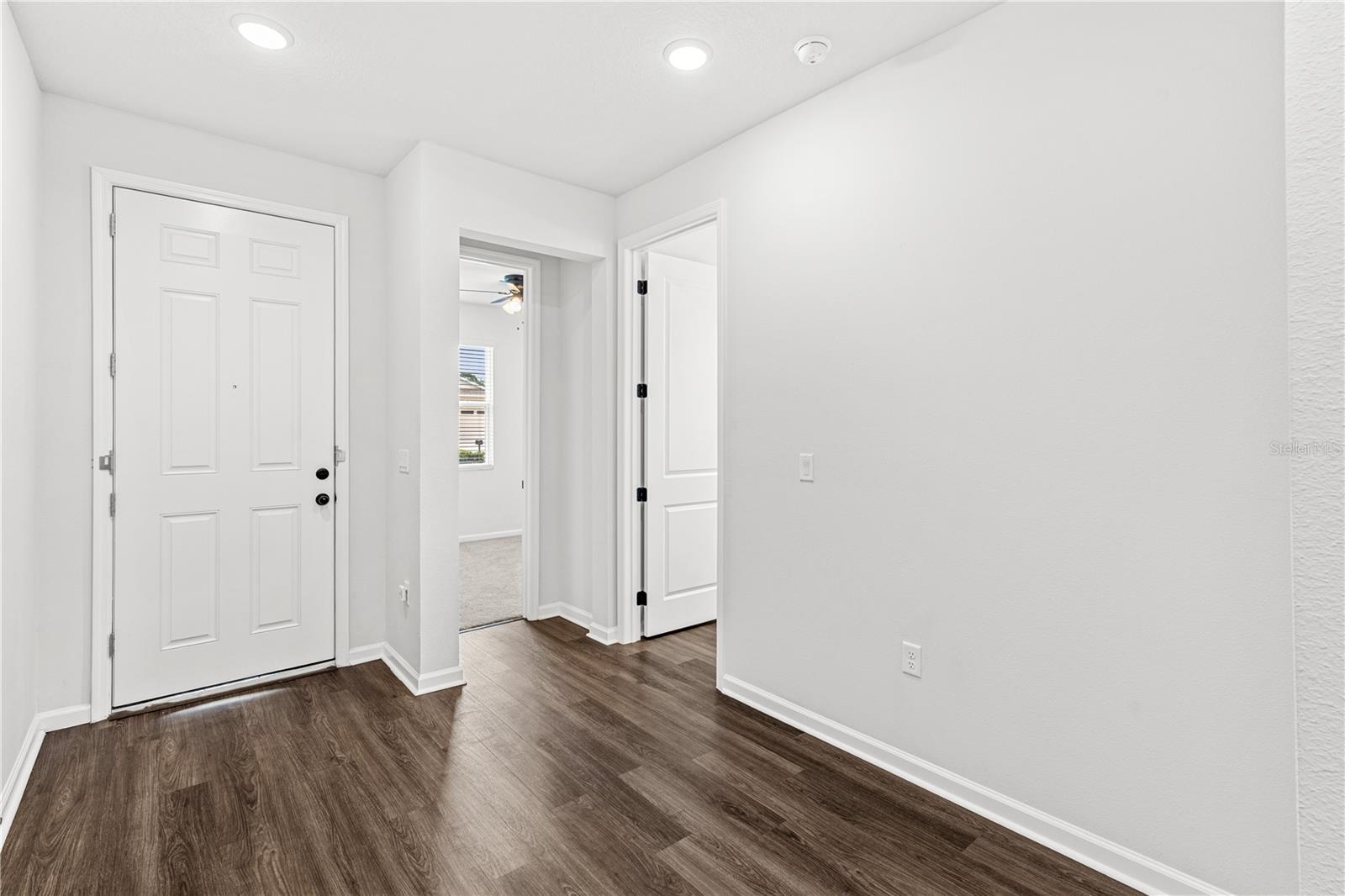 10200 SPRING LAKE DRIVE