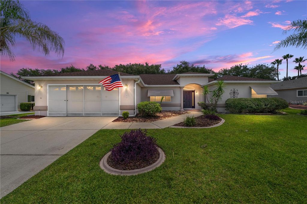 Photo of 9082 SE 135th Loop, Summerfield, FL 34491 (MLS # OM727252)