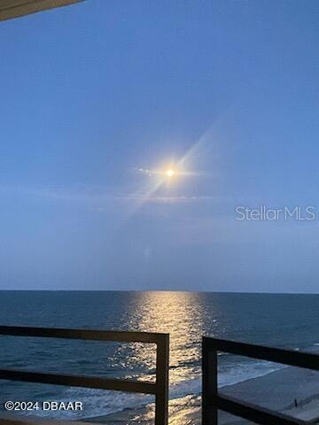 ALIKI CONDO - Residential