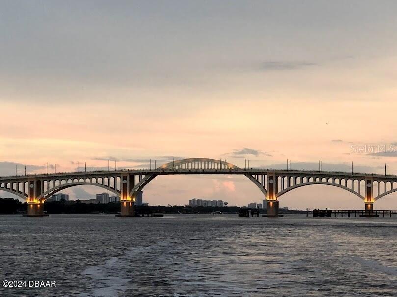 ALIKI CONDO - Residential