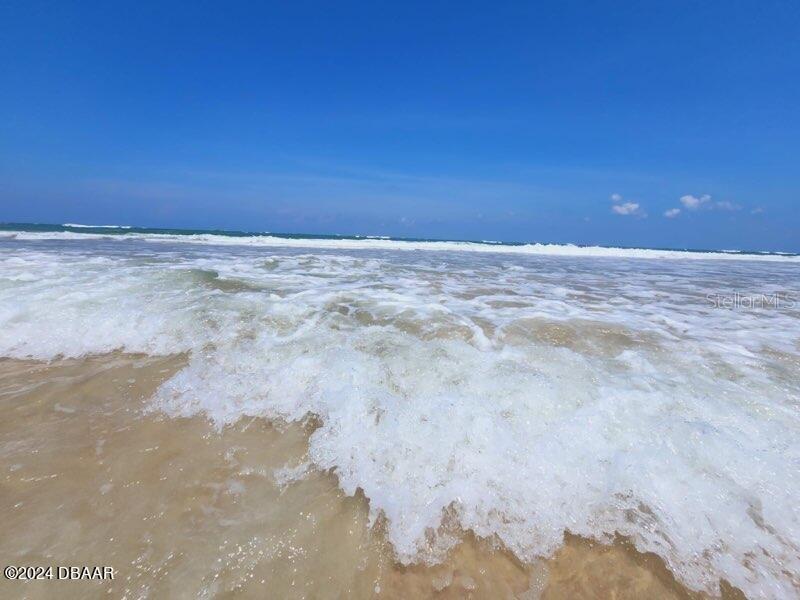 ALIKI CONDO - Residential