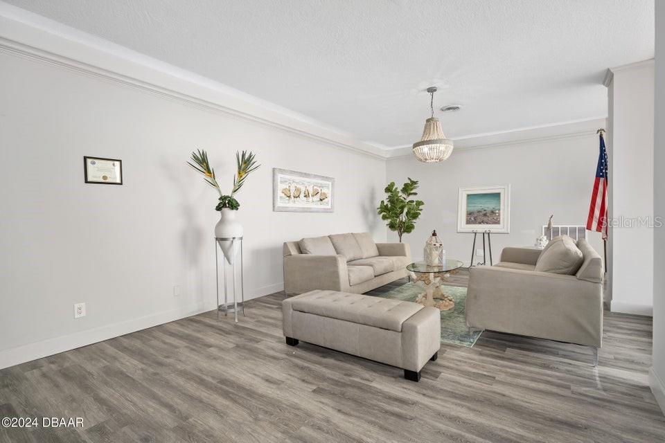 ALIKI CONDO - Residential