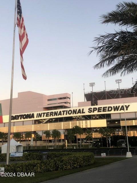 ALIKI CONDO - Residential