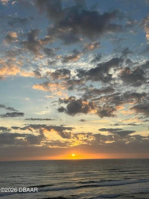 ALIKI CONDO - Residential