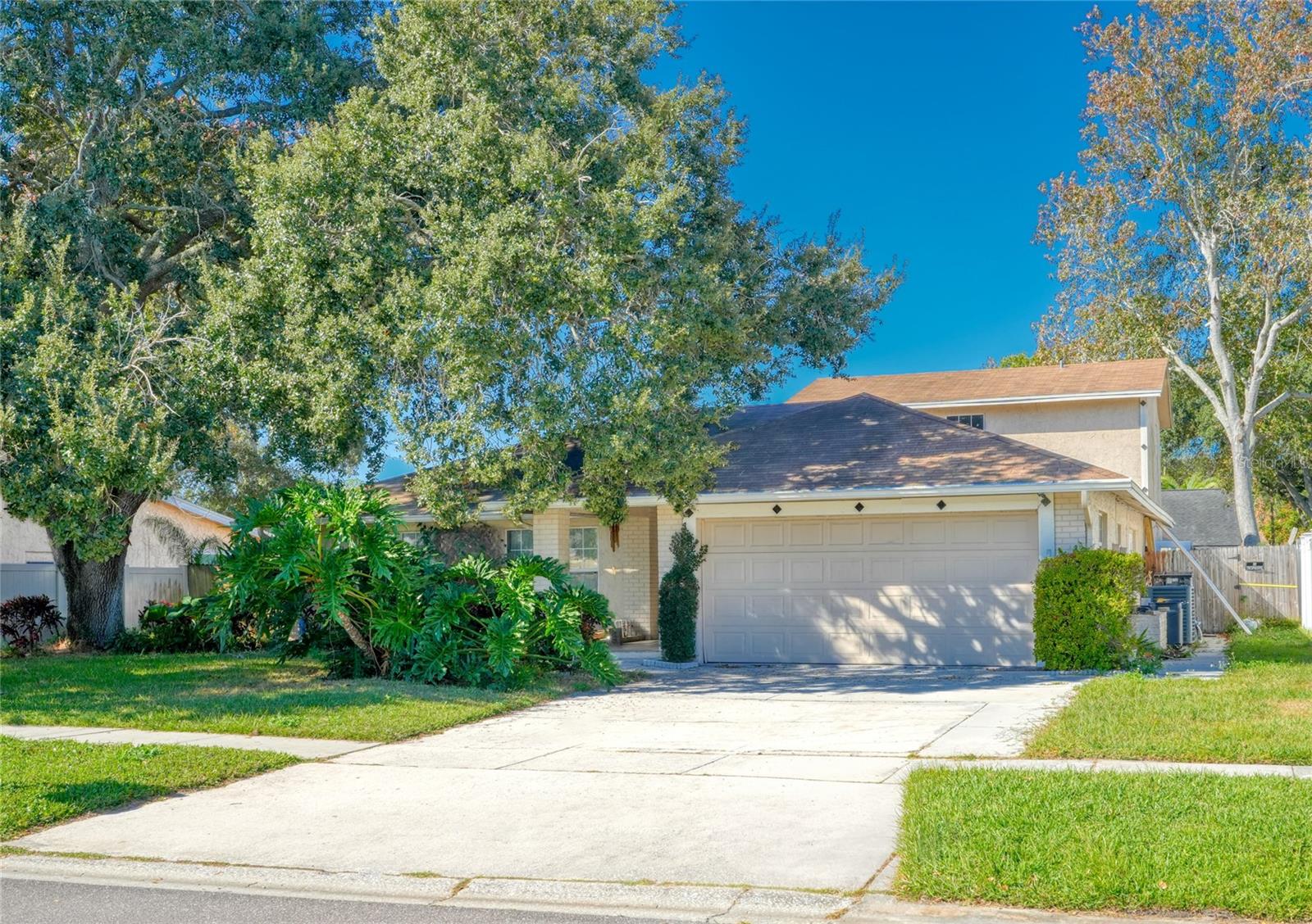 WINDMILL POINTE OF TARPON LAKE - UNIT THREE - Residential