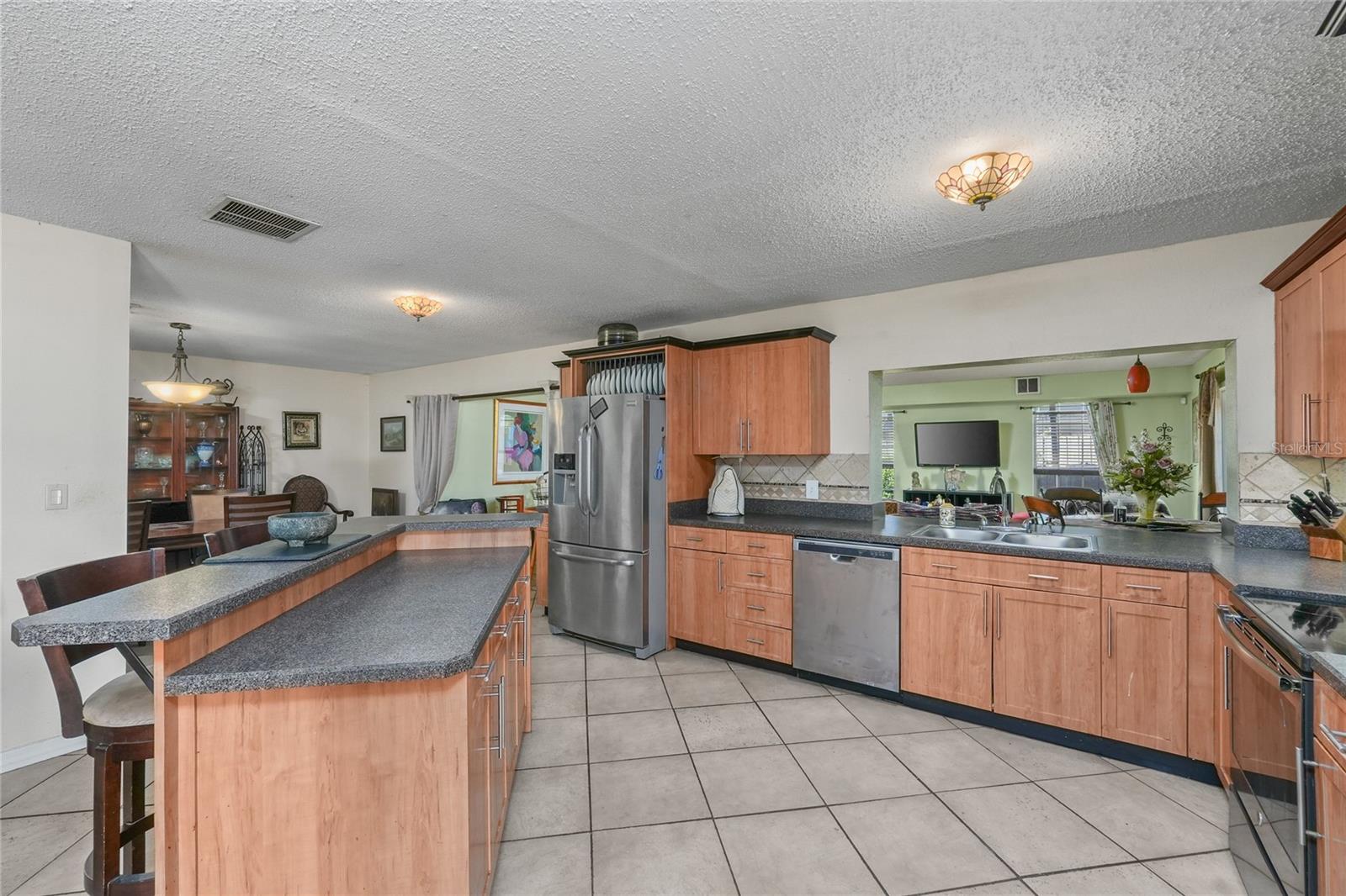 WINDMILL POINTE OF TARPON LAKE - UNIT THREE - Residential