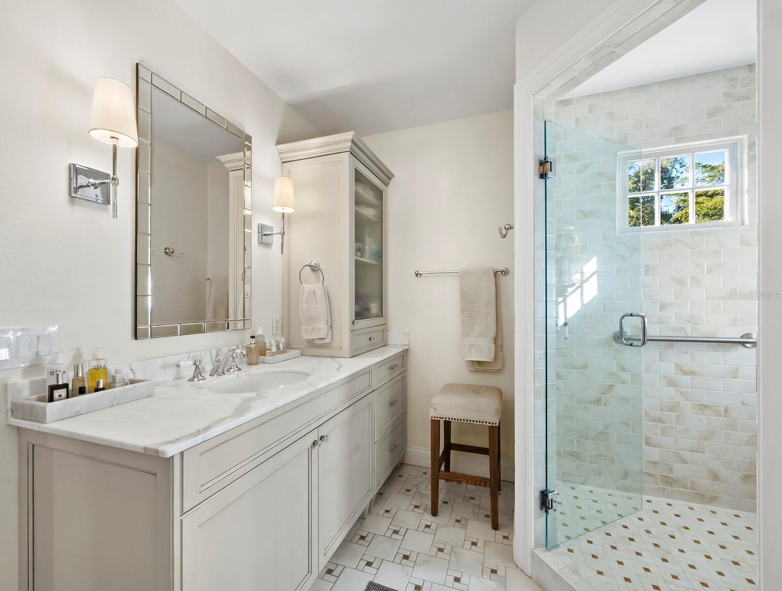 AVONDALE REP - Residential