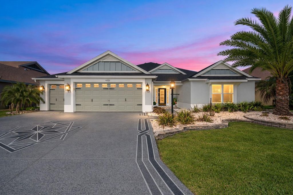 Photo of 4531 Brooke Lane, The Villages, FL 32163 (MLS # G5109284)