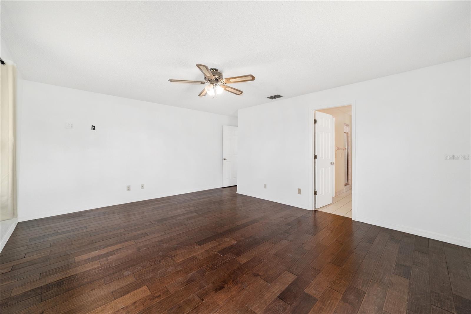 NON SUBDIVISION - Residential
