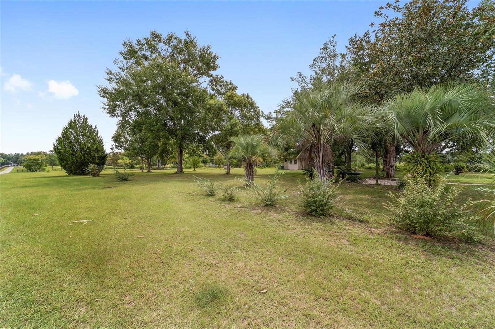 NON SUBDIVISION - Residential