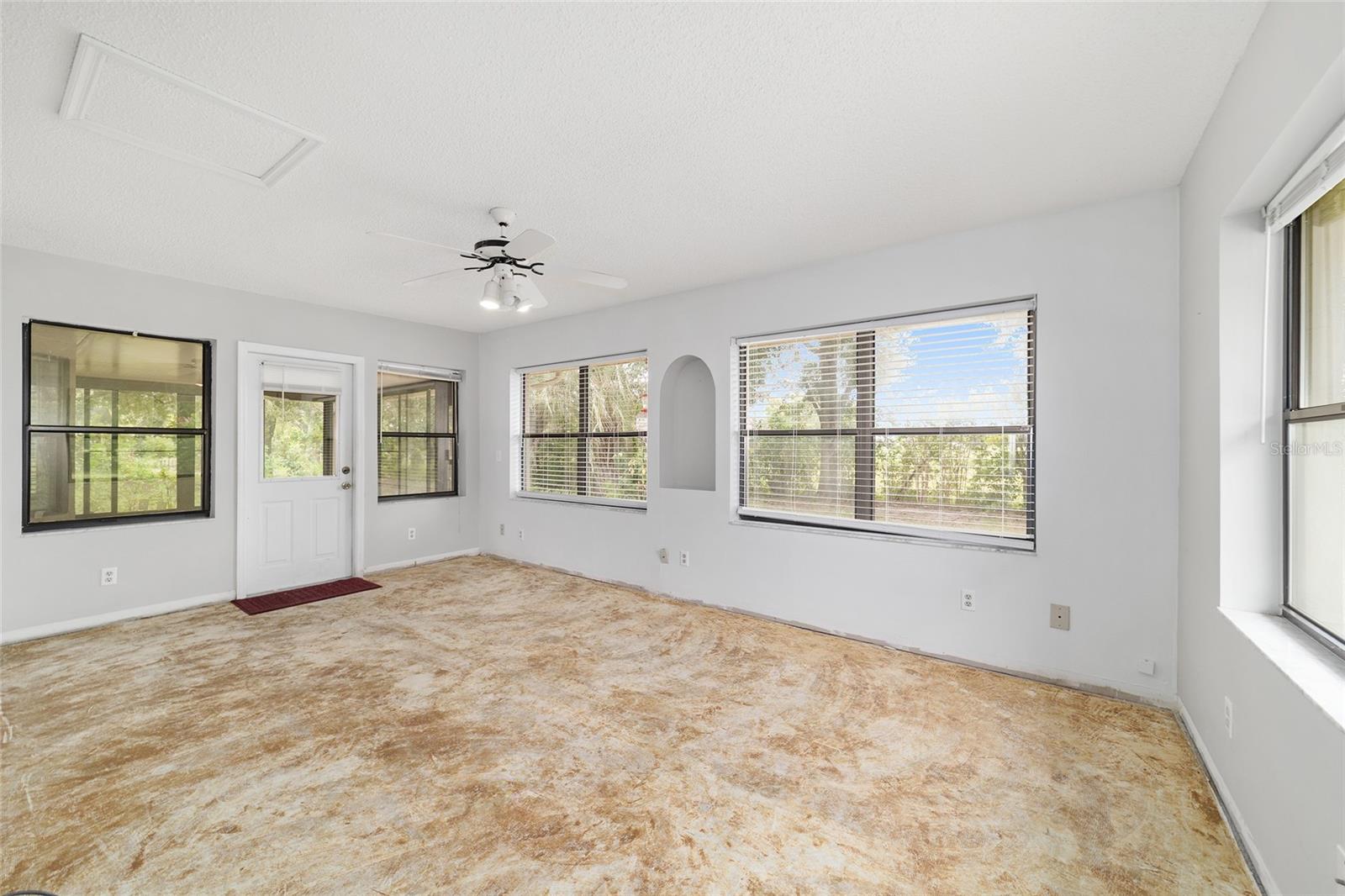 NON SUBDIVISION - Residential